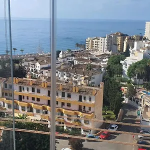 Con Terraza A Pie De Playa Apartamento Benalmádena